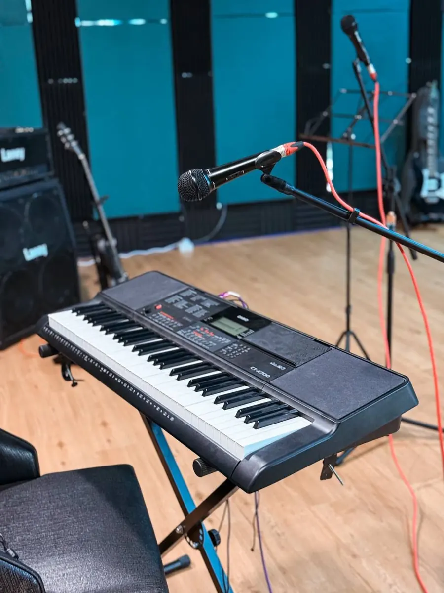 Keyboard and microphone setup in studio